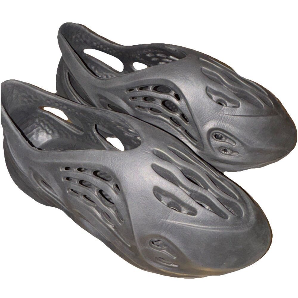 Black Rubber Slip-On Breathable Slippers, Unisex Adults, Closed Toe Casual size